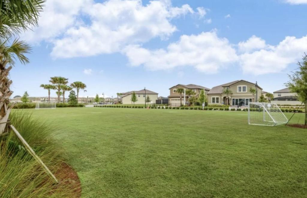 5 Bedrooms - 4,5 Bathrooms - Windsor At Westside 8928 Sa Orlando Esterno foto
